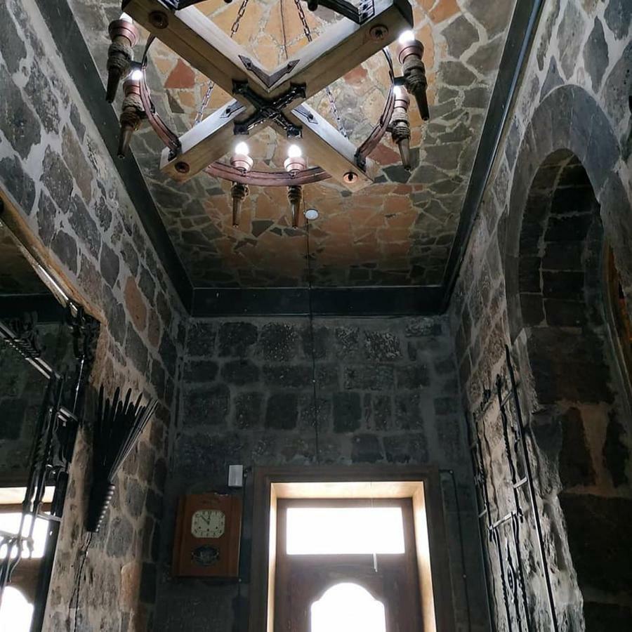 Bed and Breakfast Hye Aspet Հայ Ասպետ Gjumri Exterior foto